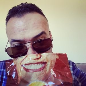 Meet your Posher, Noel